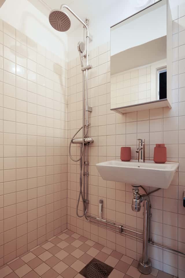 Apartment in Vasastan, Stockholm in a historic building, near cafés and central city attractions