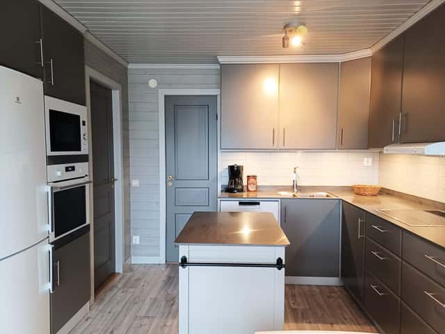 Cozy apartment in Björnen Hermelinen with private sauna, south-facing balcony and ski storage