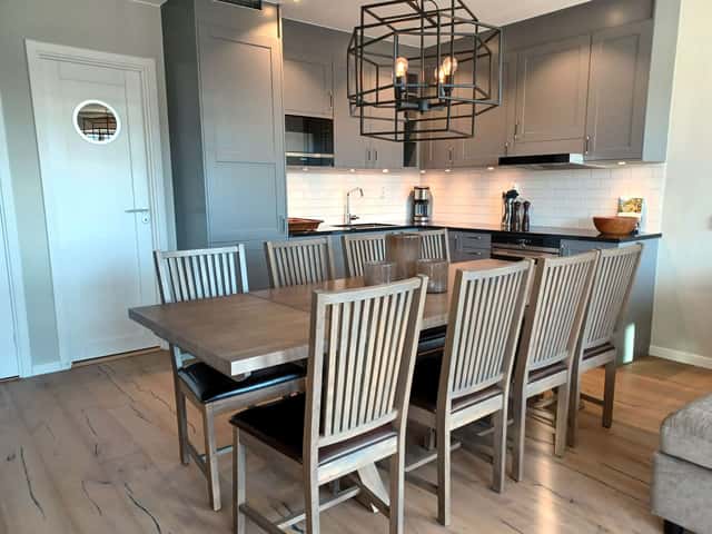 Ski-in/ski-out family apartment in Sadeln with sauna, indoor fireplace and south-facing patio