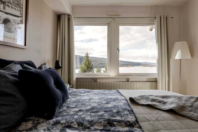 3-bedroom apartment in Åre with private lake-view balcony, sauna, washer and dryer