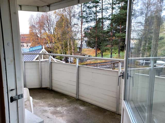 Central Åre apartment by the square near ski lifts, with sauna, balcony and ski storage