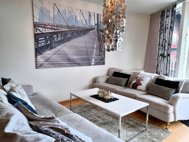 Apartment by Åre Square with private sauna, garage parking and ski storage near lifts and restaurants