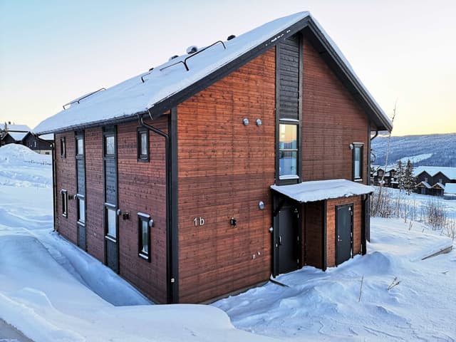 Ski-in/ski-out semi-detached house in Sadeln with sauna, fireplace, balcony and patio