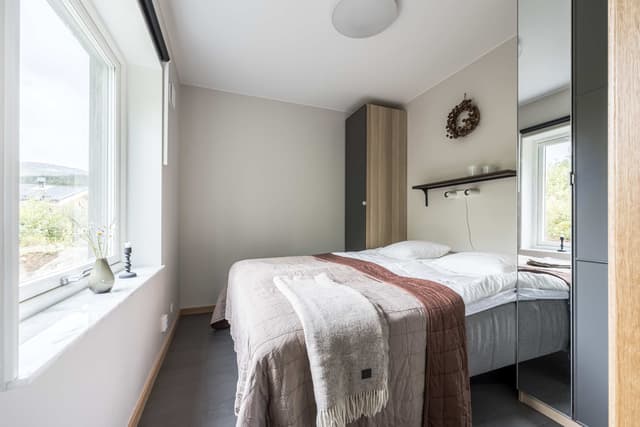 Modernt fristående fjällhus med öppen spis i Årekläppen, Åre