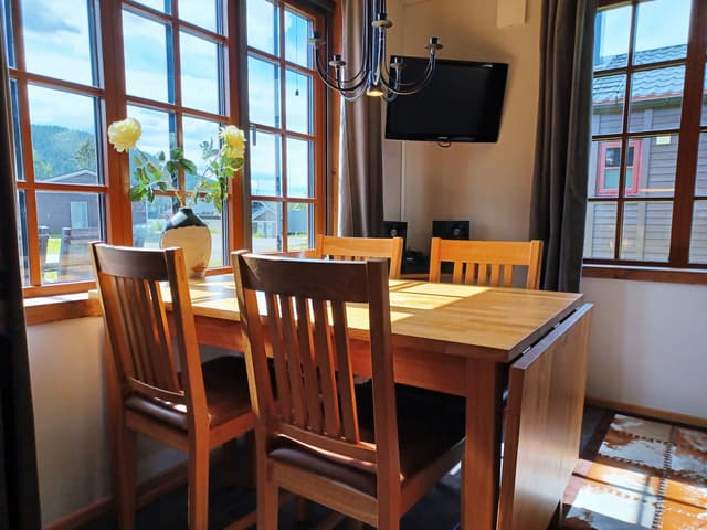 Fristående stuga vid Åresjön, nära liftar och Åre torg