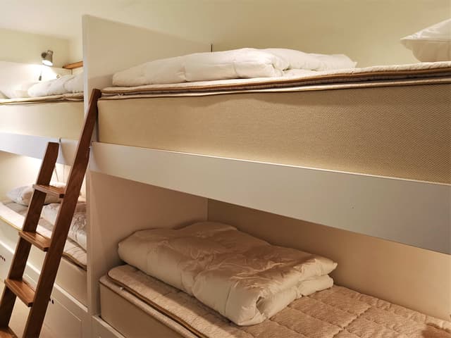 Etagelägenhet i Granen, centrala Åre nära Bergbanan, nära liftar och skidbackar, med privat bastu.