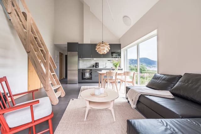 Modern villa i Årekläppen, Åre med sjö- och fjällutsikt, bastu och öppen spis