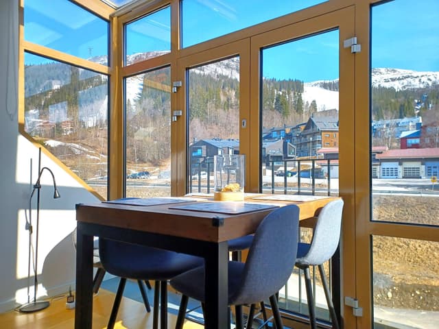 Central apartment in Åre near the village square and Bergbanan, close to ski area with parking and ski storage