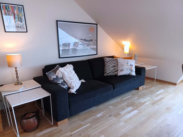 Tvåplanslägenhet i centrala Åre nära liftar, med matplats med sjöutsikt och flexibla sängar