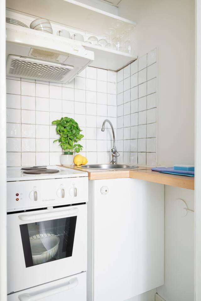 Comfortable studio apartment near Mariatorget.