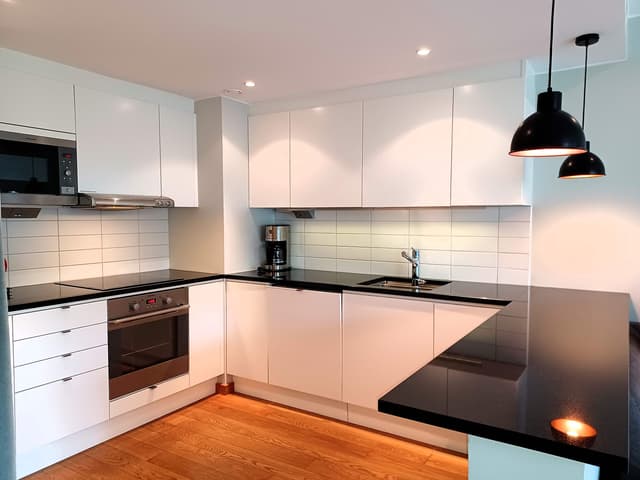 Apartment in central Åre with private sauna, fireplace and patio near ski system, restaurants and shopping