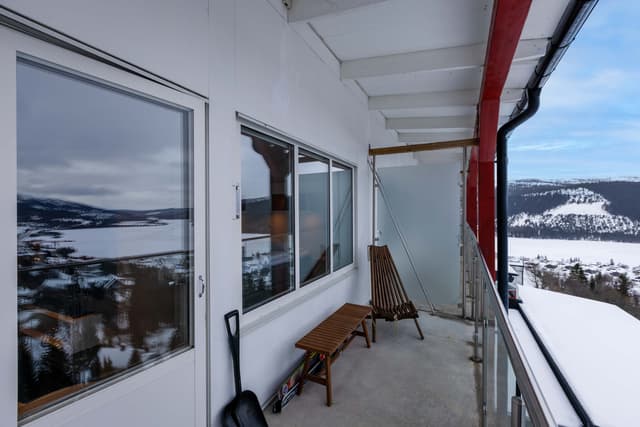 Åre Tott ski in/ski out-lägenhet exteriör med skidbro och fjällpanorama