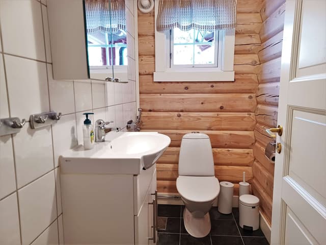 Ski-in/ski-out fjällhus i Björnen, Åre nära lift och skidbacke med bastu och eldstad