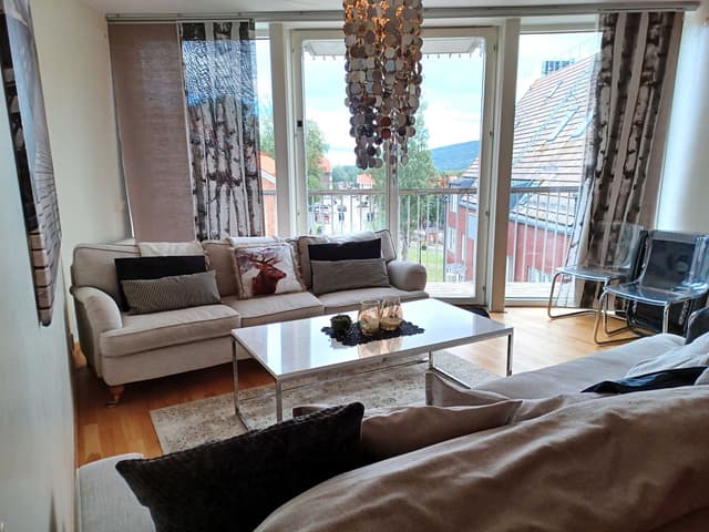 Apartment by Åre Square with private sauna, garage parking and ski storage near lifts and restaurants