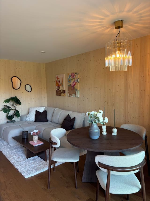 Nybyggd studio med balkong på Kungsholmen i centrala Stockholm, Sverige