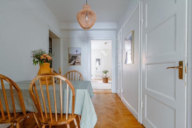 Spacious living room with sofa bed in Vasastan, Stockholm.