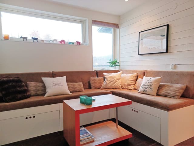 Tvåplanslägenhet i Åre nära skidbackarna, Bergbanan och Åre torg, med privat bastu