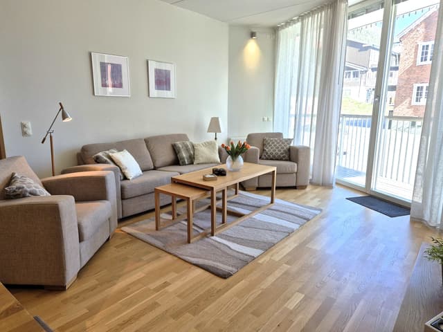 Central lägenhet i Åre nära skidliftar med privat bastu, garageparkering och skidförråd