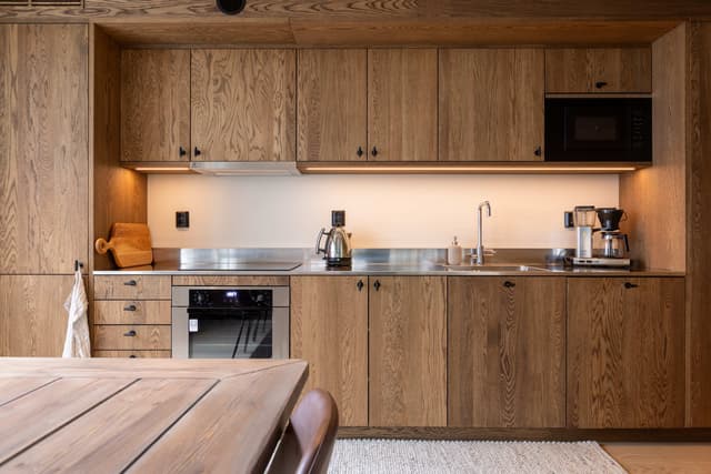 Familjevänlig tvårumslägenhet i Åre centrum med bastu, dubbla badrum och skidförråd