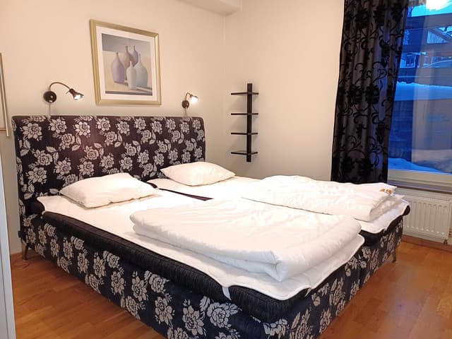 Lägenhet vid Åre torg med privat bastu, uteplats och nära till butiker, restauranger och skidområde