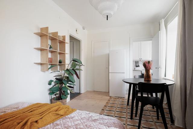 Stylish studio in Hornstull, near waterfront and metro.