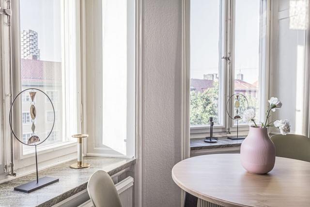 Ljus och stilfull lägenhet nära S:t Eriksplan, Stockholm