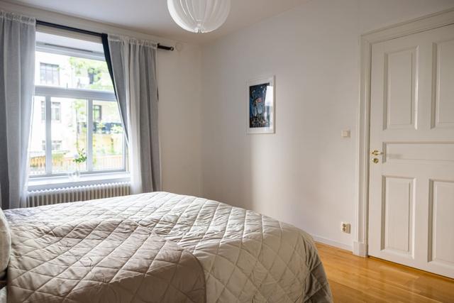 Spacious living room in Gothenburg apartment.