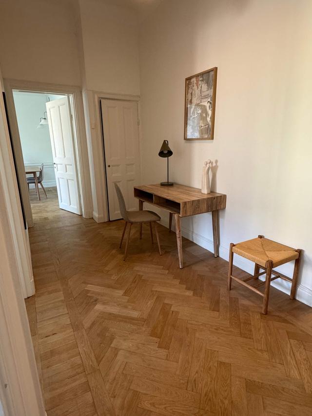 Stilrent vardagsrum i mysig lägenhet på St Eriksplan, Stockholm