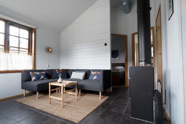 Living room, kitchen, master bedroom, second bedroom, bathroom in a Scandinavian cabin in Åre.