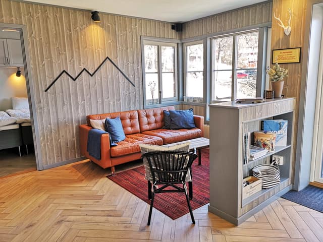 Ski apartment in VM8, Åre near lifts and slopes, with private sauna and south-facing corner balcony