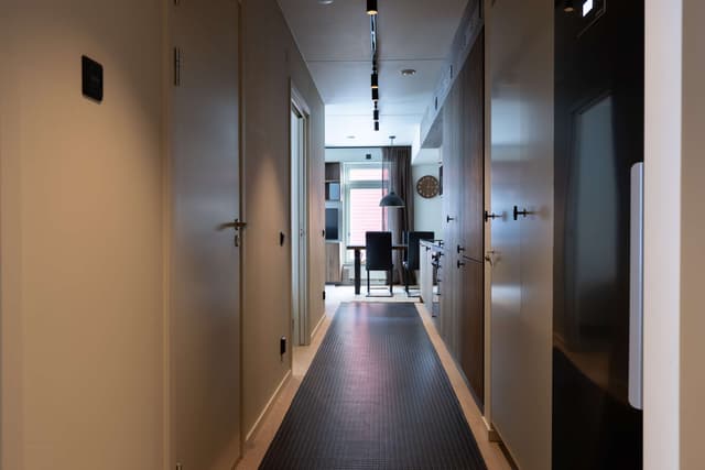 Lägenhetsinteriör i Åre, modernt kök, smart planlösning, två sovrum och egen bastu