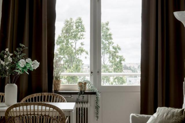 Ledig lägenhet i Stockholm med balkong och utsikt