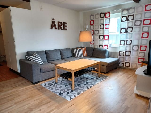 Lägenhet i Åre nära skidlift och torget med privat bastu