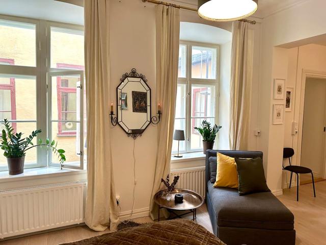 Bright studio apartment in Stockholm's Old Town