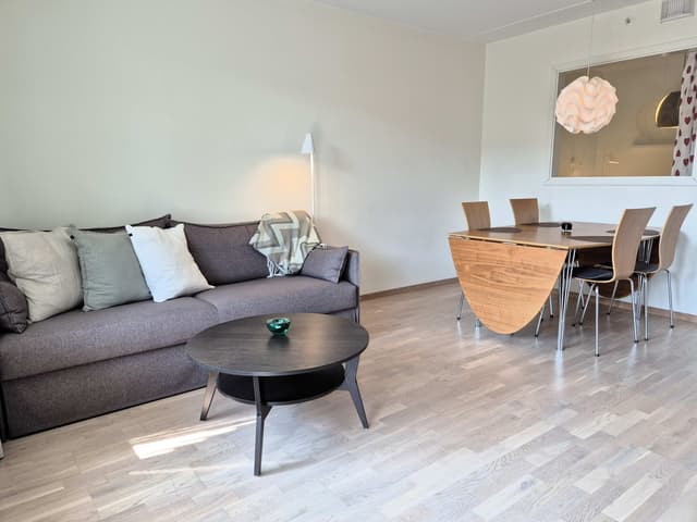 Lägenhet i centrala Åre nära skidlift, sydvänd balkong med sjöutsikt