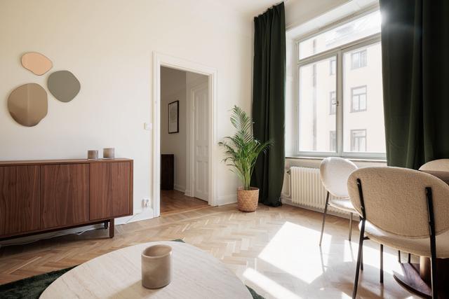Interiör av charmig lägenhet på St. Eriksplan i centrala Stockholm
