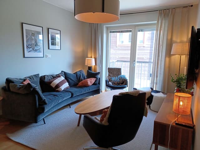 Lägenhet i centrala Åre nära skidliftar och bykärnan med privat bastu, skidförvaring och parkering