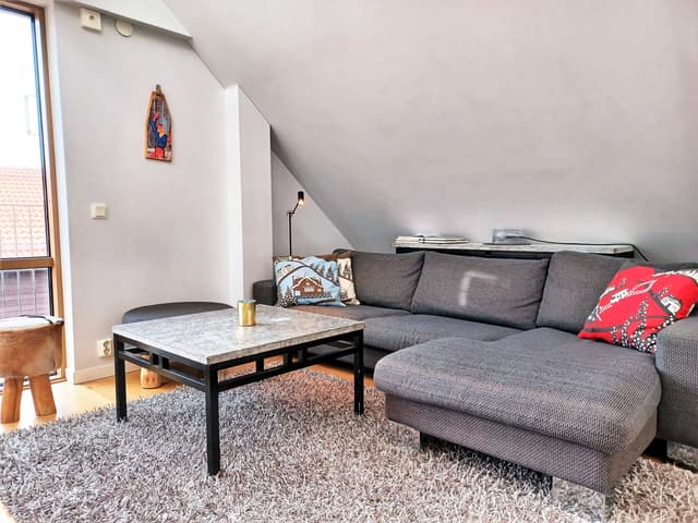 Two-level apartment in central Åre near the village square and Bergbanan funicular to the ski slopes