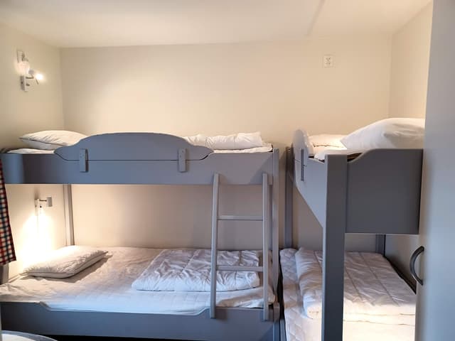 Ski-lägenhet i centrala Åre nära backar, liftar och torg, med privat bastu och skidförvaring