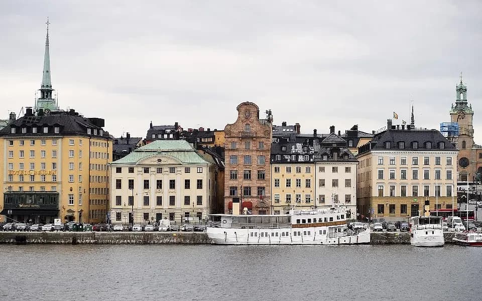 How do I rent an apartment in Stockholm?