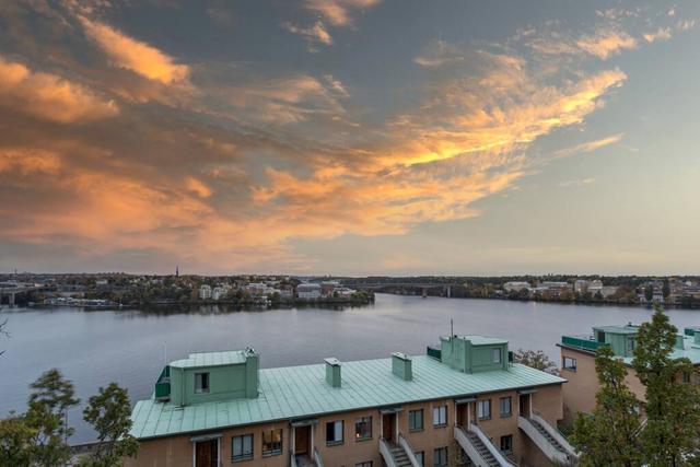 Stilfull lägenhet nära sjön i Kristineberg, Stockholm