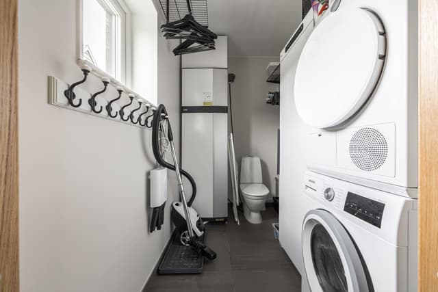 Modernt fristående fjällhus med öppen spis i Årekläppen, Åre