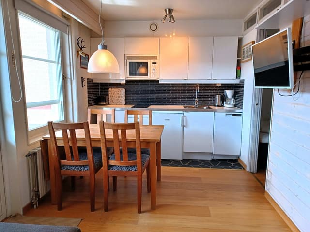 Lägenhet vid skidbacken i centrala Åre med privat bastu, nära liftar och Åre torg