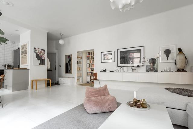 Two-bedroom apartment with private balcony overlooking courtyard in Vasastan, Stockholm