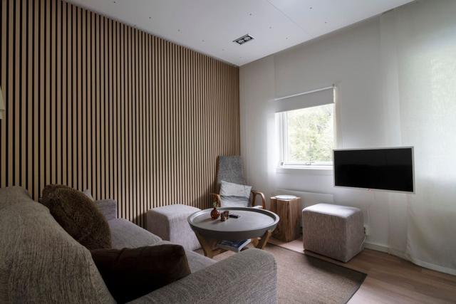 Modern Åre apartment near ski slopes with family-friendly amenities.