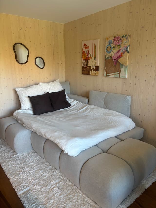 Nybyggd studio med balkong på Kungsholmen i centrala Stockholm, Sverige