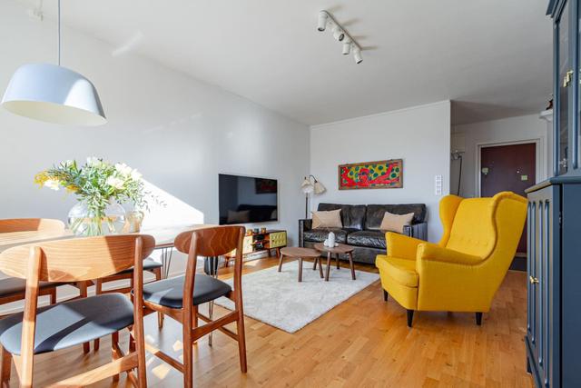 Solig ettor Airbnb-lägenhet i Södermalm, Stockholm