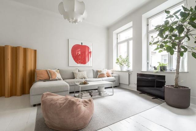 Two-bedroom apartment with private balcony overlooking courtyard in Vasastan, Stockholm