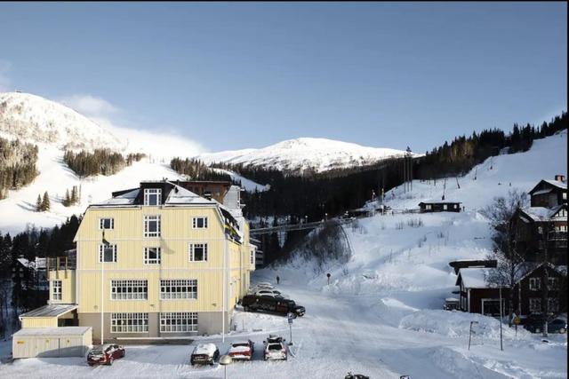 Historic Åre apartment with ski access.