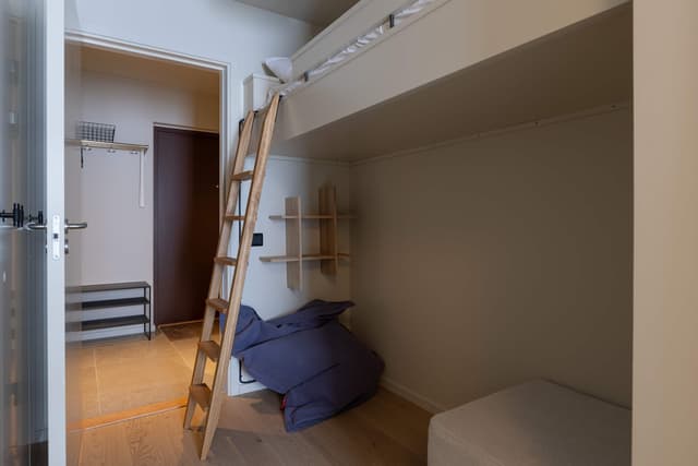 Tvårummare i skidort med egen bastu och skidförråd